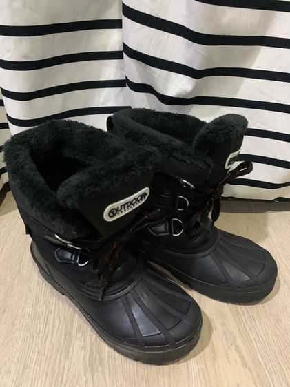 รองเท้าบูทกันหิมะ OUTDOOR  หนังสีดำ บุผ้าวูลกันหนาว ซับในอุ่นๆ  สายแฟชั่น สายไฮ ใส่ลุยหิมะ ลุยฝน อุ่นเท้าแน่นอน รูปที่ 3