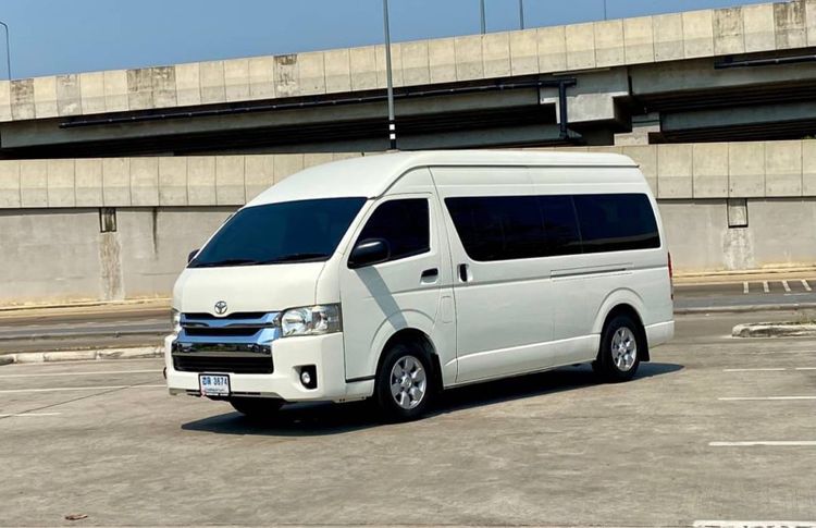 Toyota Commuter 2015 3.0 Van ดีเซล ไม่ติดแก๊ส เกียร์อัตโนมัติ ขาว รูปที่ 3