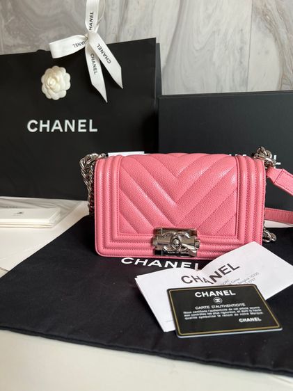 (USED) Chanel Boy 8" Chavron Carviar สีชมพูหายาก ออกช๊อปไทย มือเดียว อปก. ครบ รูปที่ 2