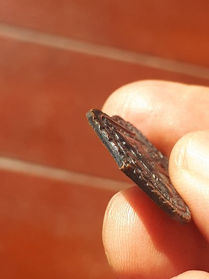 เหรียญเสมา หลวงปู่ทวด วัดช้างให้ ปัตตานี รุ่นสาม ปี 2504 บล๊อค 2 จุด เนื้อทองแดง พิมพ์คม สวย สมบูรณ์ แท้ เก่า หายาก เหรียญ รุ่น3 บล็อค 2 จุด รูปที่ 5