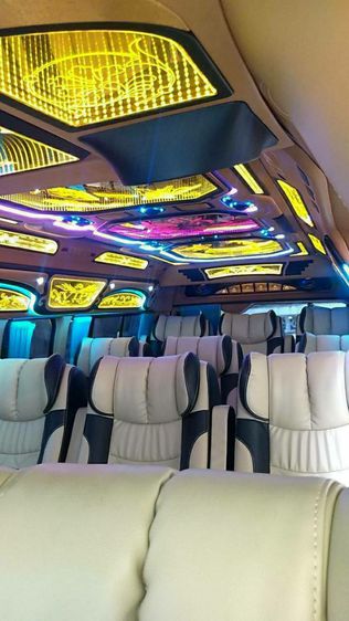 รถตู้เช่า รูปที่ 8