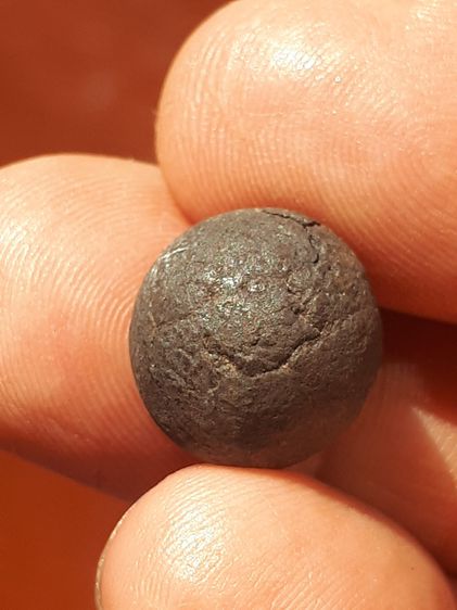 ลูกอม หลวงปู่บุญ วัดกลางบางแก้ว เนื้อผงยาวาสนา ปั้มโค็ด มีความหนึบนุ่ม มีมวลสาร ผ่านกาลเวลา แห้ง ยุบ ย่น หดตัว งอกเกิน ปริแยก และมีความเป็นธ รูปที่ 2