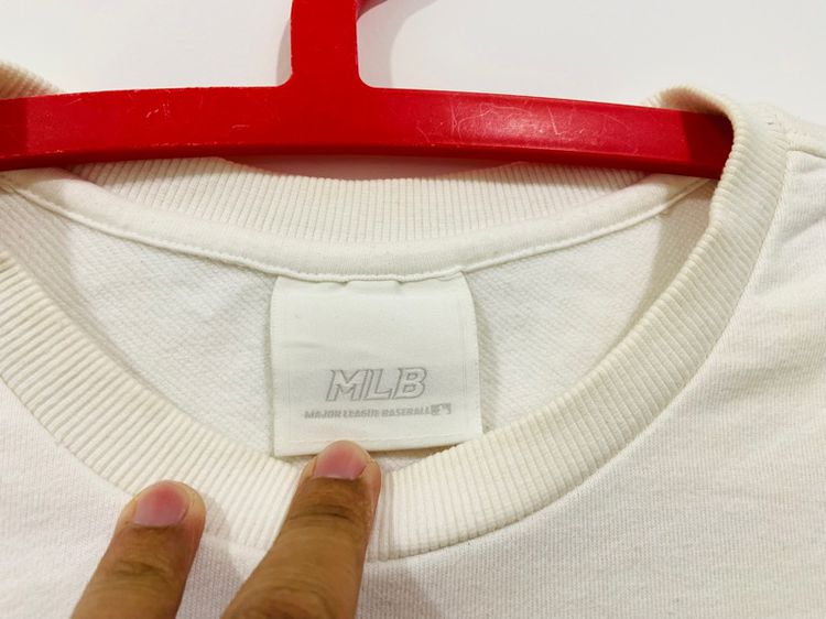 เสื้อกันหนาว MLB ทีม BOSTON แท้ 💯 size ขนาดอก 22.5 ยาว 26.5 นิ้ว สภาพดีมาก ทรงสวย เนื้อผ้าหนานุ่ม หายากน่าสะสมครับ รูปที่ 3
