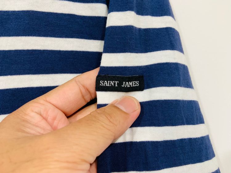 เสื้อแขนยาว SAINT JAMES MADE IN FRANCE แท้ 💯 size M ขนาด อก 21 ยาว 27 นิ้ว สภาพดีมาก ทรงสวย ดีเทลดี ผ้านิ่มมากหายากน่าสะสมครับ รูปที่ 4