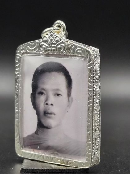 รูปถ่ายหน้าหนุ่ม หลวงพ่อคูณ วัดบ้านไร่ ปี 2536 รูปที่ 4