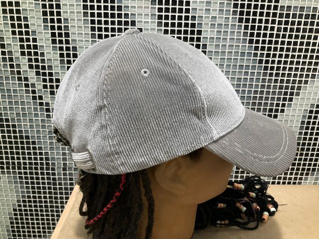 หมวกแก๊ปผ้าลูกฟูก RESERVED แบรนด์แท้ สีเงิน สีเทาหมอก ฟรีไซด์ 100 บาท รูปที่ 2