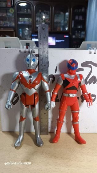 โมเดล Ultraman อุลตร้าแมนและ Rider แขนขาขยับได้ พลาสติกแข็งครับ ทั้งหมด2ตัวครับ งานตู้ญี่ปุ่นครับ งานเก่า เก่าเก็บ เหมาๆ 2ชิ้น ตามภาพ