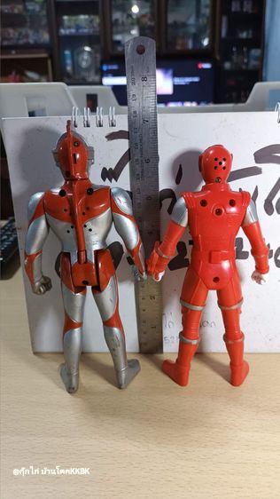 โมเดล Ultraman อุลตร้าแมนและ Rider แขนขาขยับได้ พลาสติกแข็งครับ ทั้งหมด2ตัวครับ งานตู้ญี่ปุ่นครับ งานเก่า เก่าเก็บ เหมาๆ 2ชิ้น ตามภาพ รูปที่ 2