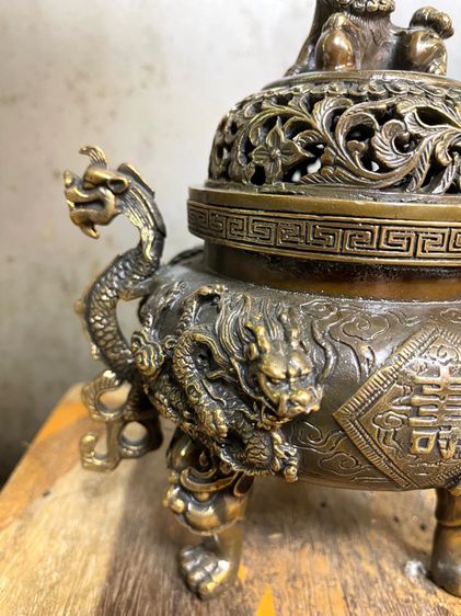 กระถาง กำยาน มังกร ขาสิงห์ทองเหลือง A61 รูปที่ 2