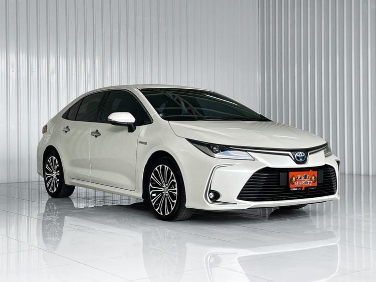 Toyota Altis 2019 1.8 Hybrid High Sedan ไฮบริด เกียร์อัตโนมัติ ขาว รูปที่ 2