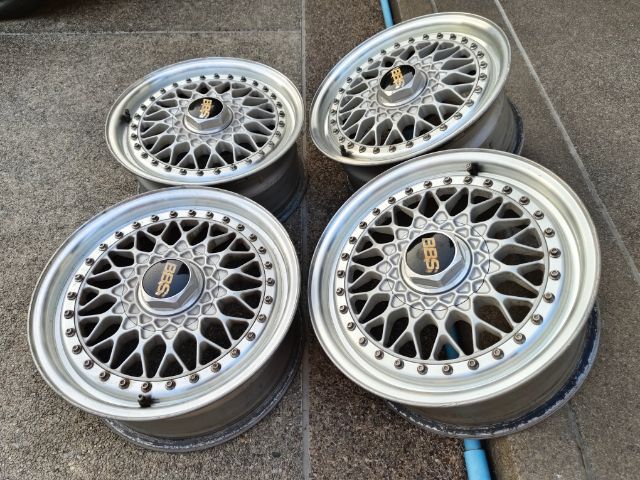 ล้อ BBS RS 101 ขอบ 15 กว้าง 7 ออฟ 35 ฝากลางมีครบ 4 วง เป็นล้อประมูลยะฮู ไม่เคยใส่ใช้งานกับรถบ้านเรา ฝากลาง จานกลางแท้จากชุดเดียวกันครบ รูปที่ 7