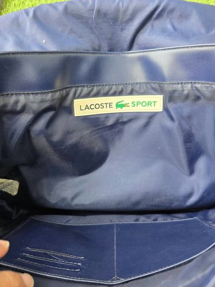 กระเป๋าสะพาย Lacoste ของแท้ สีกรมท่าและแทบ สีขาว สภาพใช้งาน รูปที่ 3