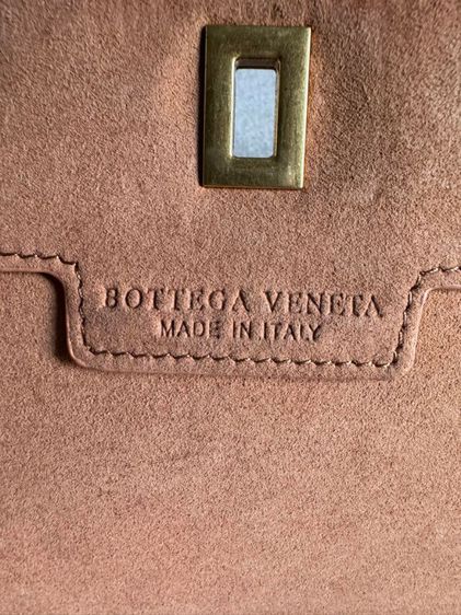 กระเป๋า bottega veneta สีขาวสะอาด รูปที่ 16