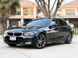 BMW 320d sport Top สุด ปี 2020 รหัส G20 เครื่องดีเซล BSI เหลือ ถึง 2025 หรือ 120,000 km ใช้งานน้อย เจ้าของเดียว