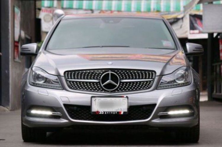 กระจังหน้า Benz W204 สีดำทรง Daimond สำหรับ C Class รุ่น C Coupe และ Sedan  รูปที่ 9