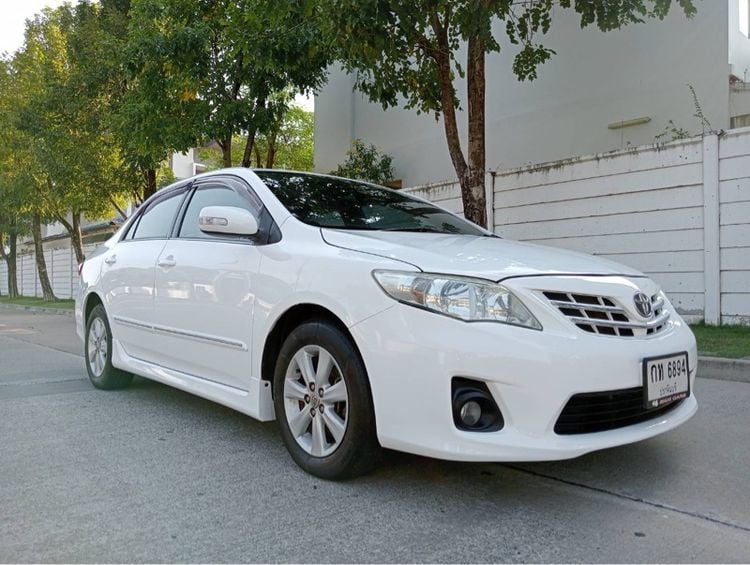 Toyota Corolla 2011 1.6 Sedan เบนซิน ไม่ติดแก๊ส เกียร์อัตโนมัติ ขาว รูปที่ 4