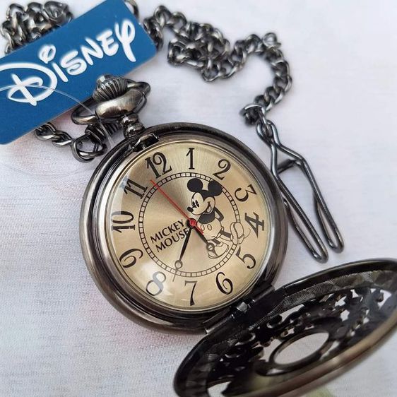Mickey Mouse Pocket Watch by DISNEY T  G ©Disney ฝาฉลุลายมิกกี้ นาฬิกาพกดีไซน์วินเทจ มือหนึ่ง ใหม่ป้ายห้อย ไม่ผ่านการใช้งาน พร้อมกล่องกระดาษ รูปที่ 2
