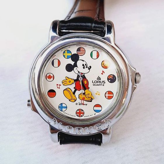 Vintage 1990s Mickey Mouse Lorus World Flags Musical Watch with a Melody "It's a Small World" งานวินเทจน่าสะสม รูปที่ 7