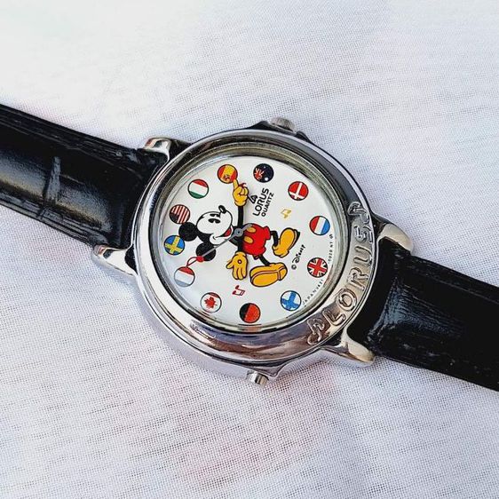 Vintage 1990s Mickey Mouse Lorus World Flags Musical Watch with a Melody "It's a Small World" งานวินเทจน่าสะสม รูปที่ 4