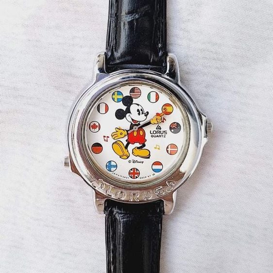 Vintage 1990s Mickey Mouse Lorus World Flags Musical Watch with a Melody "It's a Small World" งานวินเทจน่าสะสม รูปที่ 1
