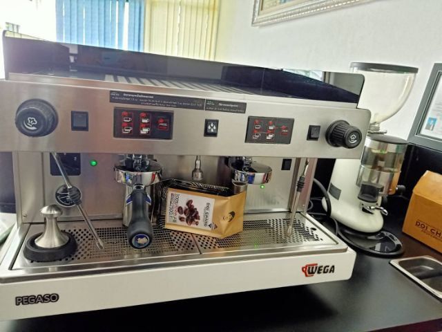WEGA.​ PEGASO​ เครื่องชงกาแฟสภาพใหม่​ใช้น้อย