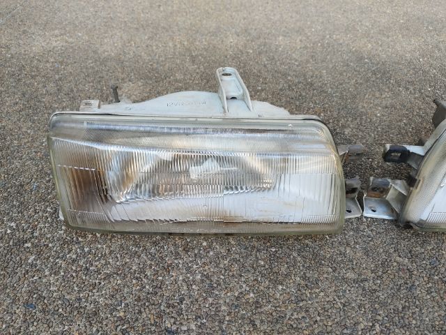 ไฟหน้า Toyota Corolla ae90-92 ของแท้ สภาพดี ครบคู่  รูปที่ 2