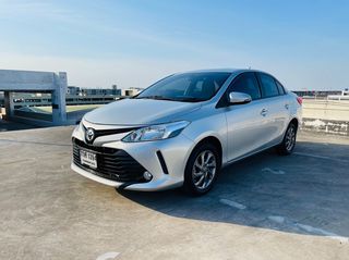 Toyota Vios 1.5 E  ซื้อรถผ่านไลน์ รับฟรีบัตรเติมน้ำมัน K00666
