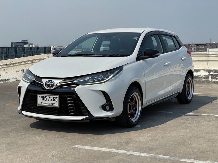 Toyota Yaris 2020 1.2 Sport Premium Sedan เบนซิน ไม่ติดแก๊ส เกียร์อัตโนมัติ ขาว