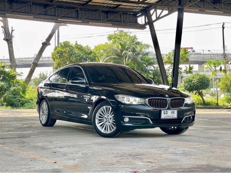 BMW Series 3 2016 320d Sedan ดีเซล ไม่ติดแก๊ส เกียร์อัตโนมัติ ดำ