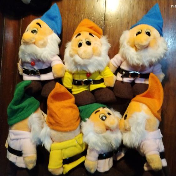 ขาย​เหมา​ตุ๊กตา​วิ​นเท​จ​ ซานตา​ครอส 5ตัว​และ​คนแคระทั้ง7 รูปที่ 9