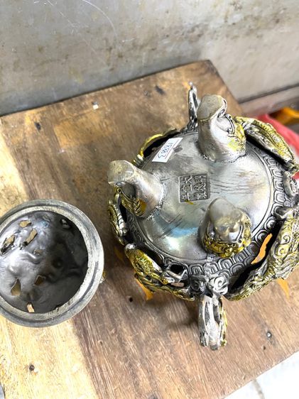 กระถาง กำยาน มังกรทองเหลือง กะไหล่เงิน A66 รูปที่ 7