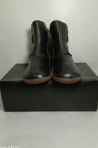EL NATURALISTA Boots, Women's 38EU(24.0cm) ของแท้ มือ 2 สภาพใกล้เคียงของใหม่, รองเท้า El Nat หนังแท้ พื้นเต็มไม่ต่างจากมือ 1 สวยงดงามมาก รูปที่ 3