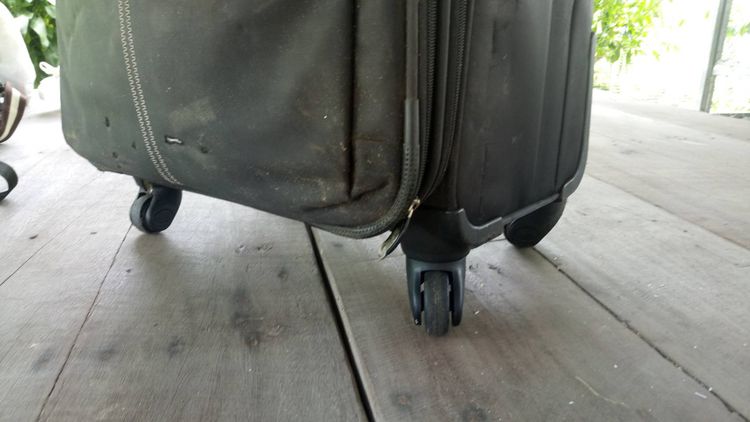 กระเป๋าเดินทางชนิดมีล้อเลื่อนพร้อมใช้ของมือ2ด้ามจับลดเพิ่มระดับใช้ได้ดีแข็งแรงทนทานไลไอดีkitaro1234 รูปที่ 13