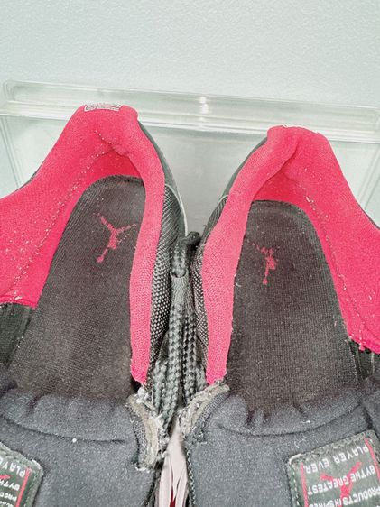 รองเท้า Nike Air Jordan Sz.10us44eu28cm รุ่น11 Low Bred สีดำแดง สภาพสวยงาม ไม่ขาดซ่อม ใส่เล่นบาสหรือเที่ยวได้ รูปที่ 11