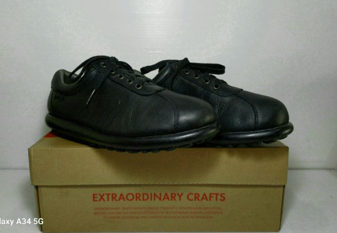 CAMPER Sneakers, Unisex 40EU(25.5cm) ของแท้ มือ 2 สภาพเยี่ยม, รองเท้า CAMPER หนังแท้ พื้นเต็มสวยมาก มีตำหนิเล็กน้อย ไม่กระทบการใช้งาน รูปที่ 15