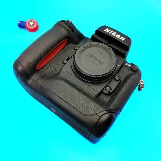 NIKON F5 กล้องฟิล์มระดับ Hi-End ไฟจอสียังสวย สายคล้องเดิมแท้ สายยังไม่ช้ำ สภาพรวมสวย เจ้าของเดิมใช้รักษา (Made in Japan) รูปที่ 5