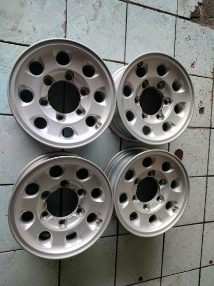 ล้อกะทะอิซูซุelfขอบ15 6รูสภาพใหม่ รูปที่ 3