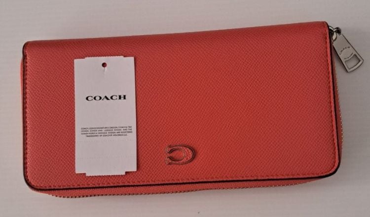 Coach หนังแท้ หญิง แดง กระเป๋าสตางค์