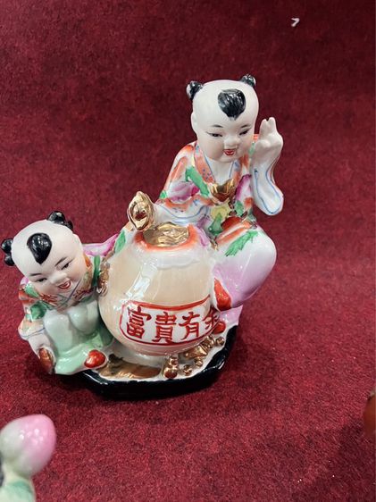 ตุ๊กตาสาวจีนหาบเหรียญทอง และลูกท้อ ตุ้กตาเด็กมงคลถือก้อนทอง รูปที่ 3