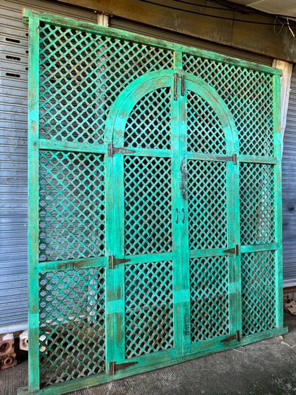 ประตูไม้ระแนงสีเขียววินเทจ รูปที่ 11