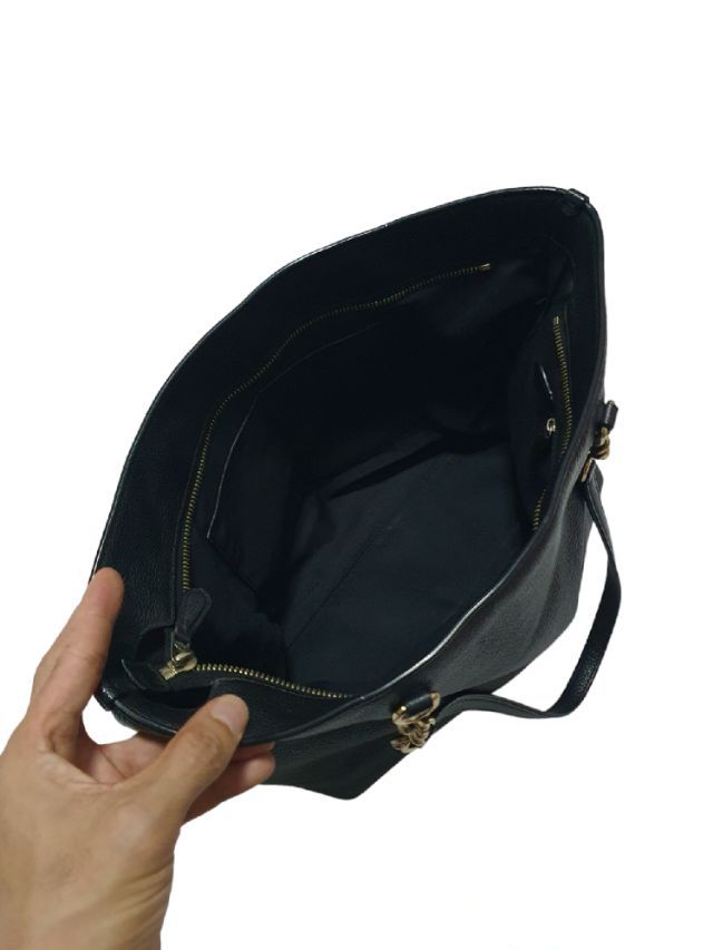 กระเป๋าถือสะพายข้าง แบรนด์ Coach : Small Sophia Bag In Li black nero หนัง สีดำของแท้ รูปที่ 11