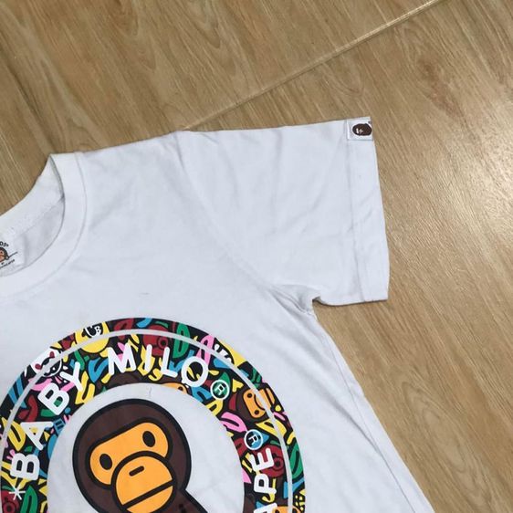 เสื้อยืด BAPE by A BATHING APE แท้ 💯 size ขนาด อก 18 ยาว 25.5 นิ้ว สภาพดีมาก สีขาวจั๊ว ลายสวย เนื้อผ้านิ่มมาก หายากน่าสะสมครับ รูปที่ 3