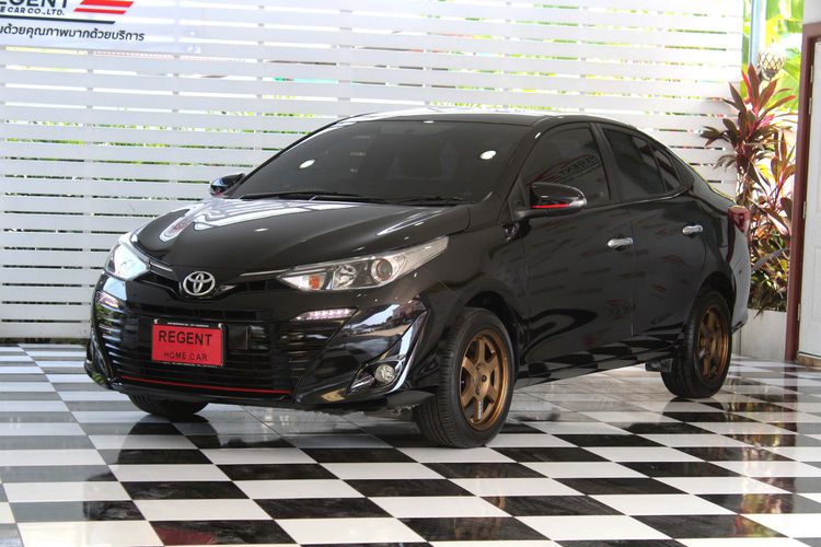 Toyota Yaris ATIV 2020 1.2 S Plus Sedan เบนซิน ไม่ติดแก๊ส เกียร์อัตโนมัติ ดำ รูปที่ 3