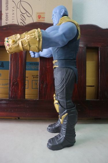 ธานอส ขนาดใหญ่ สูง 17 นิ้ว หุ่น thanos Figure สภาพดี ของเล่น ทานอส อเวนเจอร์ avengers โมเดล รูปที่ 2