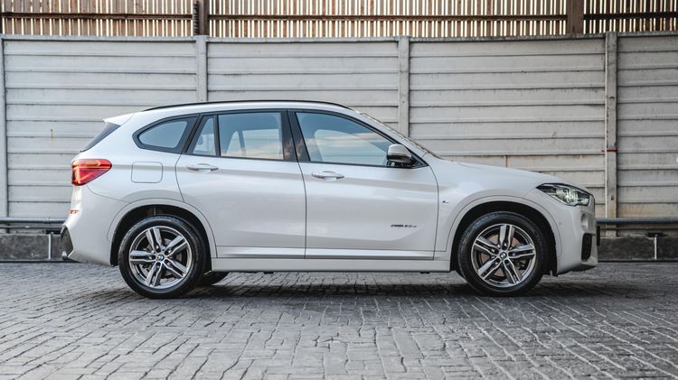BMW X1 2018 2.0 sDrive20d M Sport Utility-car ดีเซล ไม่ติดแก๊ส เกียร์อัตโนมัติ ขาว รูปที่ 4