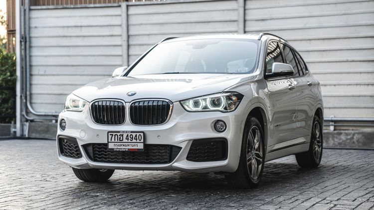 BMW X1 2018 2.0 sDrive20d M Sport Utility-car ดีเซล ไม่ติดแก๊ส เกียร์อัตโนมัติ ขาว รูปที่ 3