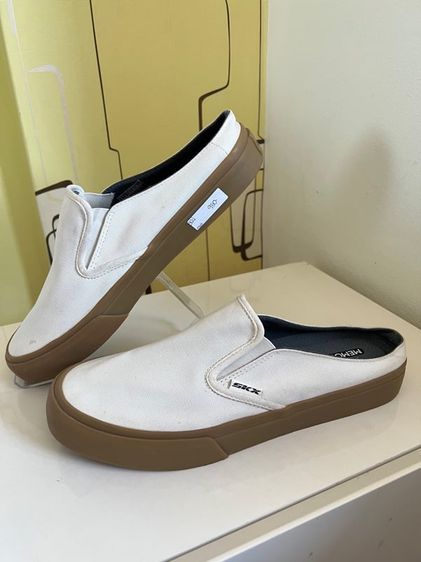 Skechers รองเท้าแบบสวมและโลฟเฟอร์ ผ้า UK 9 | EU 43 1/3 | US 9.5 น้ำตาล รองเท้าไซย์ใหญ่