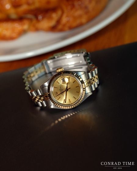 Rolex Oyster Perpetual 6917 Two-Tone Fluted Bezel Gold Dial 1981 26mm. รูปที่ 1