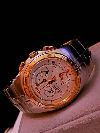 นาฬิกา Seiko แท้ ระบบคีเนติค
สภาพสวยสมบูรณ์แบบ หน้าปัด 42