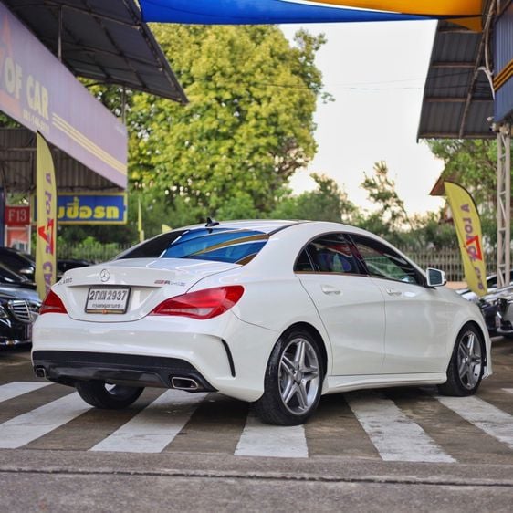 Mercedes-Benz CLA-Class 2014 CLA250 AMG Sedan เบนซิน ไม่ติดแก๊ส เกียร์อัตโนมัติ ขาว รูปที่ 3